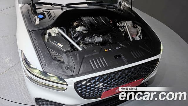 Genesis GV70, 2022 6