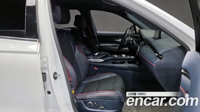 Genesis GV70, 2022 11