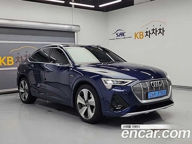 Audi e-Tron 55 Quattro Sportback, 2022 4