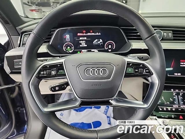 Audi e-Tron 55 Quattro Sportback, 2022 9