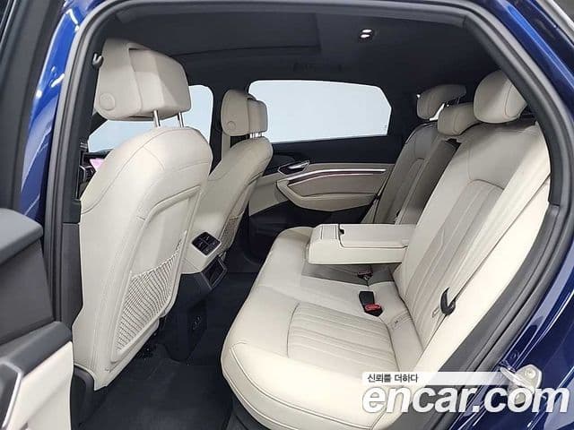 Audi e-Tron 55 Quattro Sportback, 2022 12