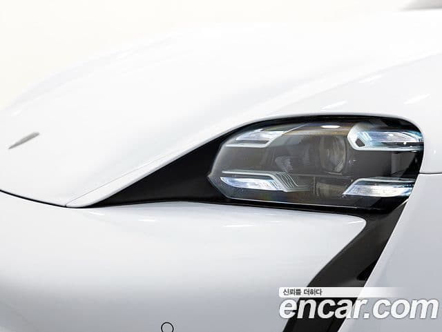 Porsche 타이칸 турбо Cross Turismo, 2021 11