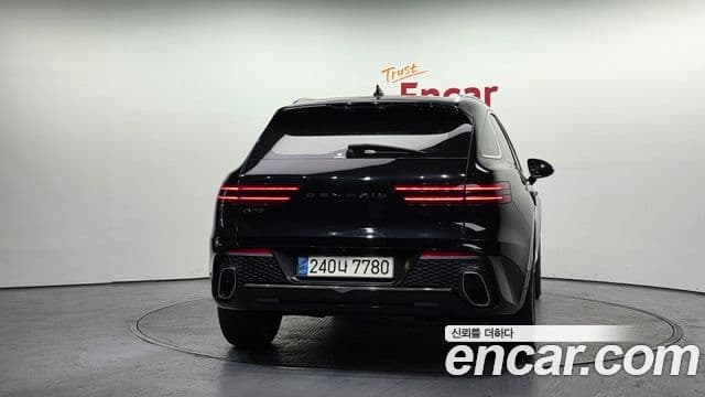 Genesis GV70, 2021 4