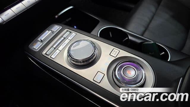 Genesis GV70, 2021 9