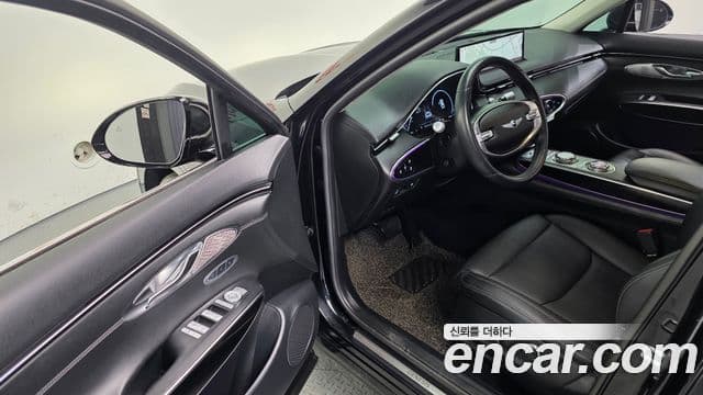 Genesis GV70, 2021 11