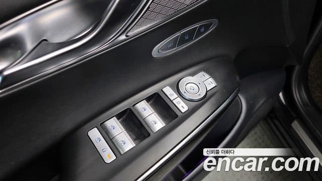 Genesis GV70, 2021 12