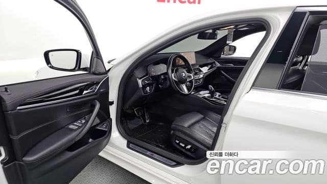 BMW 5시리즈 (G30) 530i M Sport, 2023 10