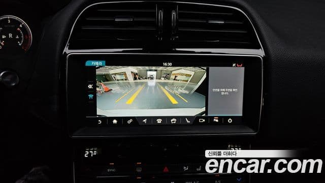 Jaguar XE Prestige, 2018 16