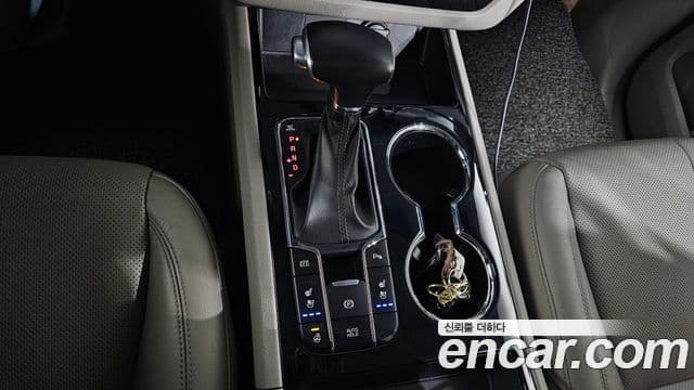 Kia The / новый New Carnival Noblesse, 2019 9