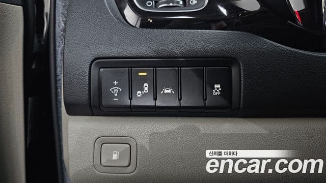 Kia The / новый New Carnival Noblesse, 2019 17