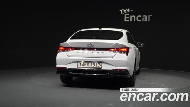 Hyundai Avante гибрид (CN7) Modern, 2021 4