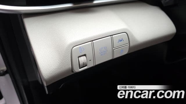 Hyundai Avante гибрид (CN7) Modern, 2021 18