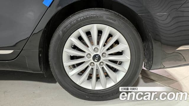 Kia All New K7 3.0 LPI Luxury (арендный автомобиль), 2017 все фото