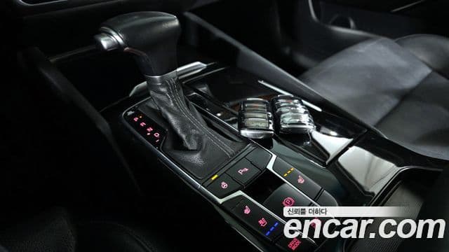 Kia All New K7 3.0 LPI Luxury (арендный автомобиль), 2017 9