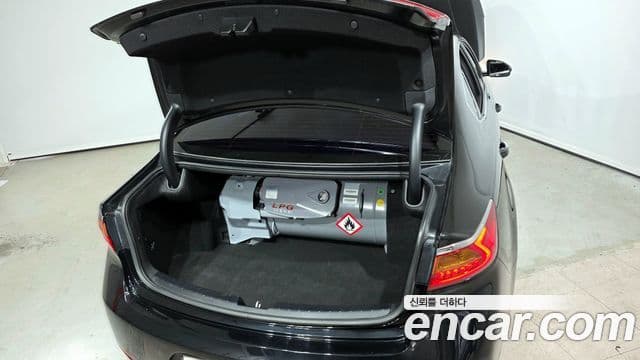 Kia All New K7 3.0 LPI Luxury (арендный автомобиль), 2017 20