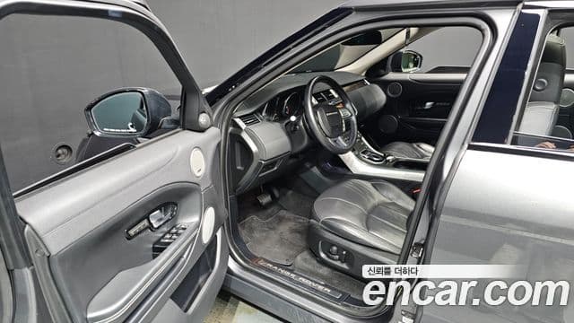 Land Rover Range Rover Evoque 2.0 TD4 HSE, 2018 10