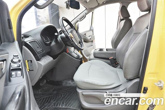 Hyundai Grand Starex детский перевозочный автомобиль, 2017 6