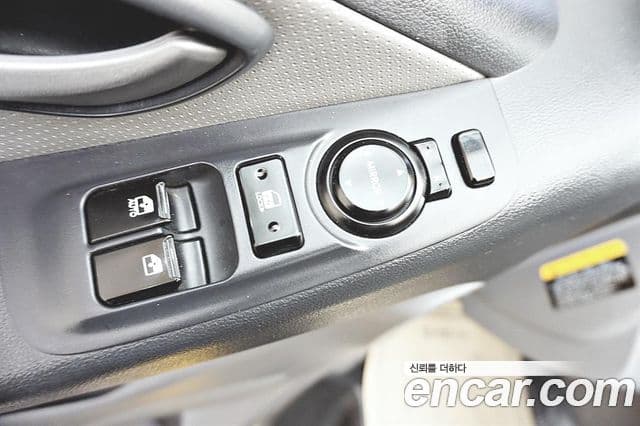 Hyundai Grand Starex детский перевозочный автомобиль, 2017 18