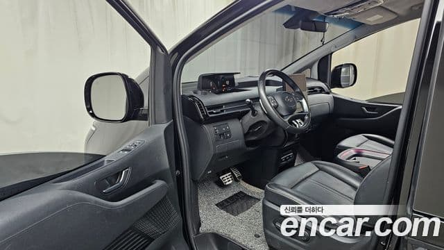 Hyundai Staria Prestige, 2023 10