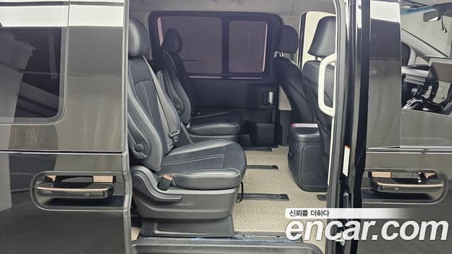 Hyundai Staria Prestige, 2023 12