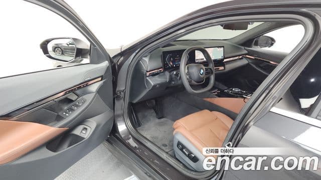 BMW 5시리즈 (G60), 2024 10