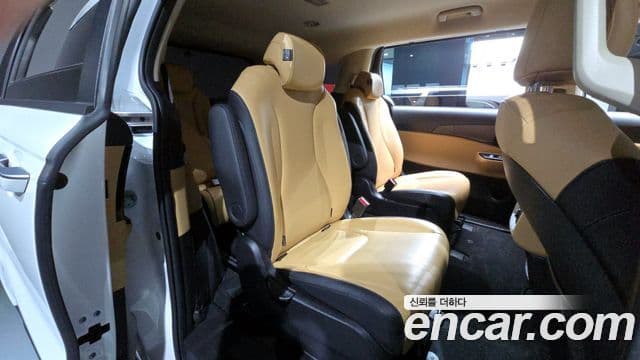 Kia Carnival 4세대 Prestige, 2021 12