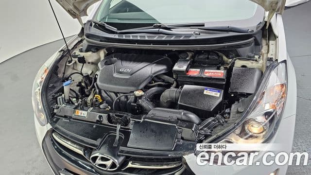 Hyundai Avante MD M16 GDI top, 2012 6