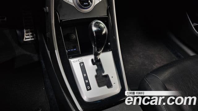 Hyundai Avante MD M16 GDI top, 2012 9