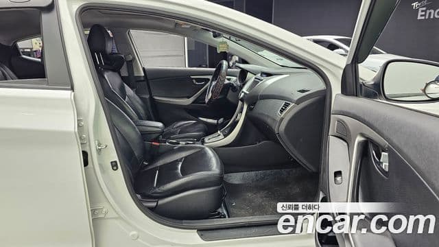 Hyundai Avante MD M16 GDI top, 2012 11