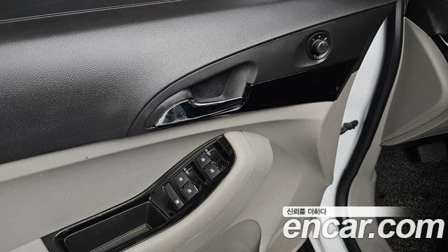 Chevrolet(GM대우) Orlando LPG Platinum пакет, 2015 17