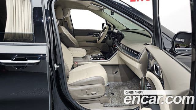 Kia Carnival 4세대 Signature, 2021 11