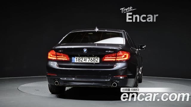 BMW 5시리즈 (G30) 530i Luxury Plus, 2019 4