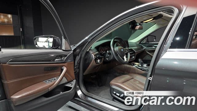 BMW 5시리즈 (G30) 530i Luxury Plus, 2019 10
