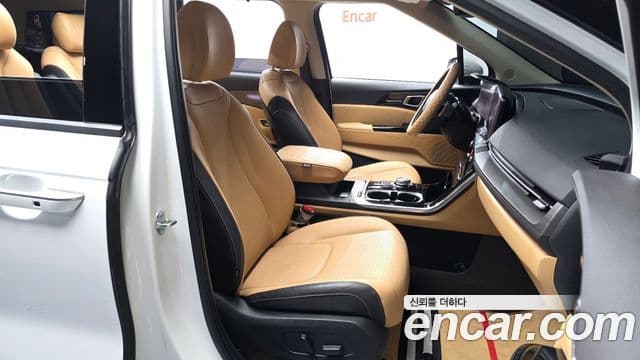 Kia Carnival 4세대 Signature, 2023 10