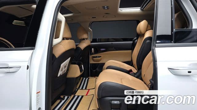 Kia Carnival 4세대 Signature, 2023 12
