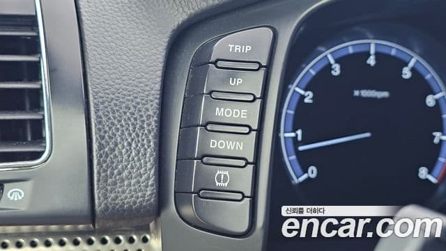 KG모빌리티(SsangYong) 뉴체어맨 W Prestige, 2014 15