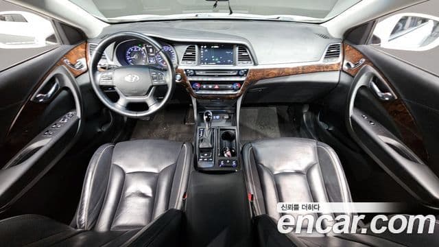 Hyundai Aslan Modern, 2016 7