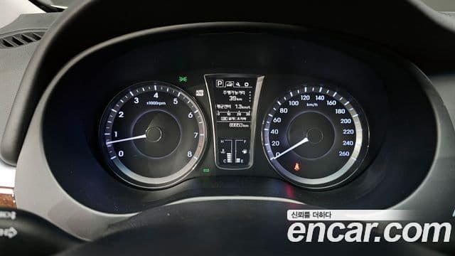 Hyundai Aslan Modern, 2016 8