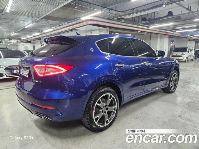Maserati Levante 3.0 дизель AWD GranSport, 2018 2