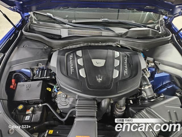 Maserati Levante 3.0 дизель AWD GranSport, 2018 6