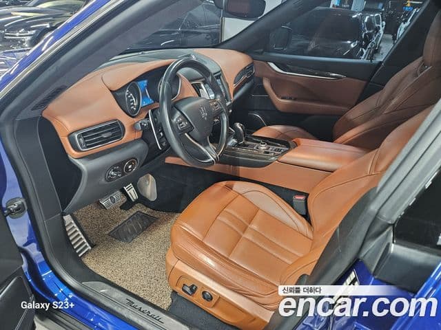 Maserati Levante 3.0 дизель AWD GranSport, 2018 10