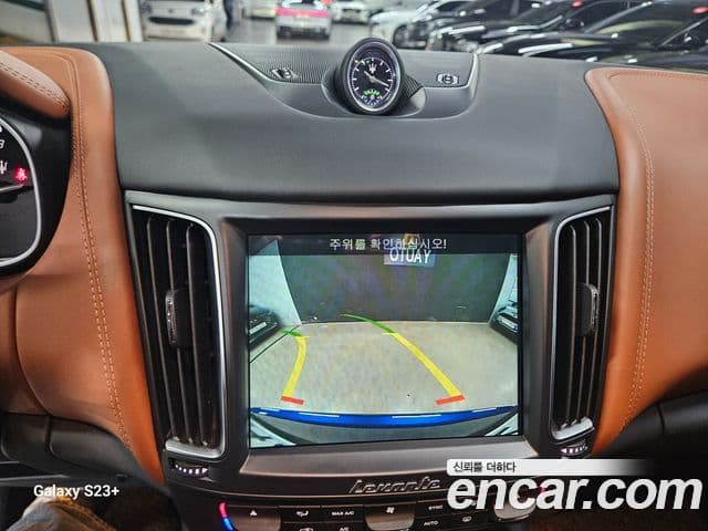 Maserati Levante 3.0 дизель AWD GranSport, 2018 16