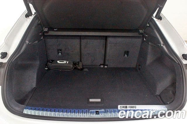 Audi Q3 (F3) 35 TDI Quattro Premium Sportback, 2024 18