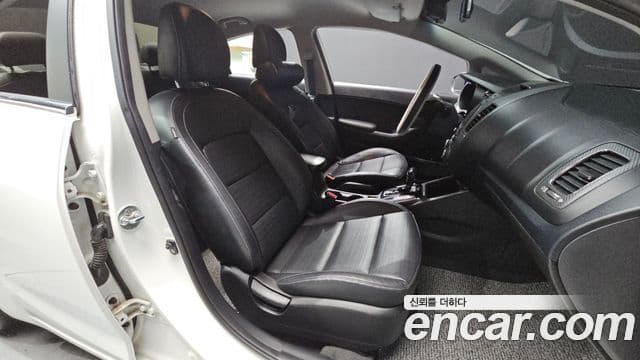 Kia The / новый New K3 Trendy, 2016 11