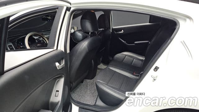 Kia The / новый New K3 Trendy, 2016 13