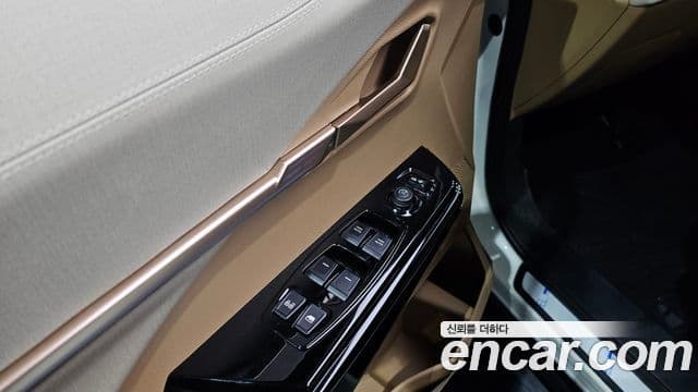 KG모빌리티(SsangYong) Actyon 2세대 S7, 2025 16