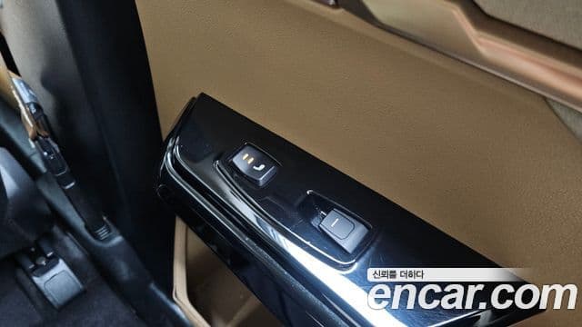 KG모빌리티(SsangYong) Actyon 2세대 S7, 2025 17