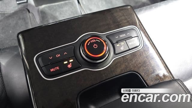 Kia The / новый New K7 Prestige Special, 2014 19