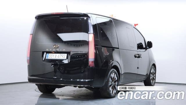 Hyundai Staria Inspiration, 2022 2