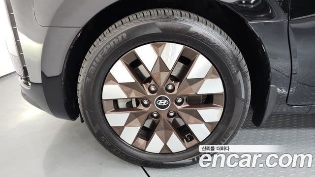 Hyundai Staria Inspiration, 2022 все фото